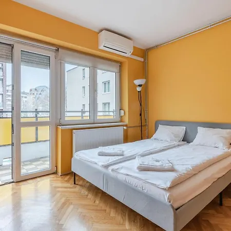 Bpr Castle Point Budapest