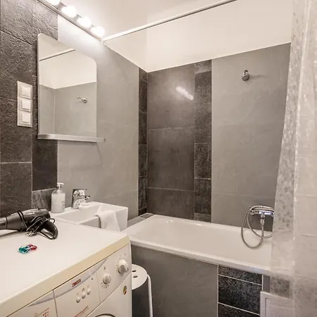 Bpr Castle Point Budapest