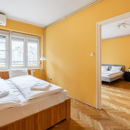 Bpr Castle Point Appartement *